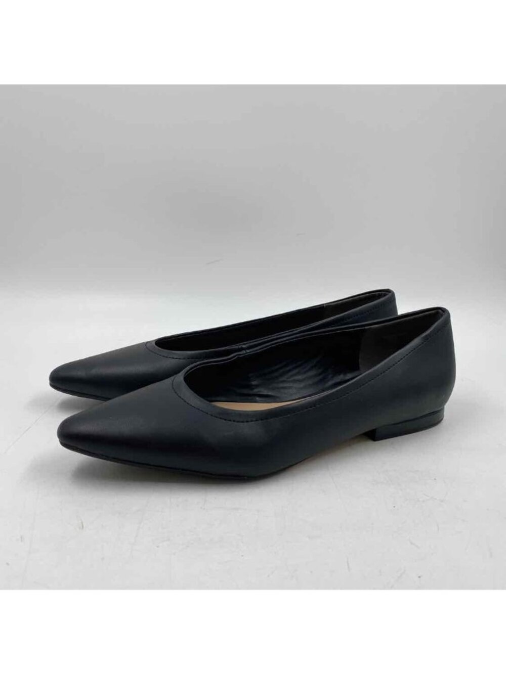 Giani Bernini Women's Shoe Size 6 Black Solid Flats